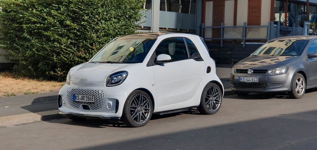 Bild des Angebotes Smart ForTwo EQ Prime Brabus 22 Kw LED Garantie