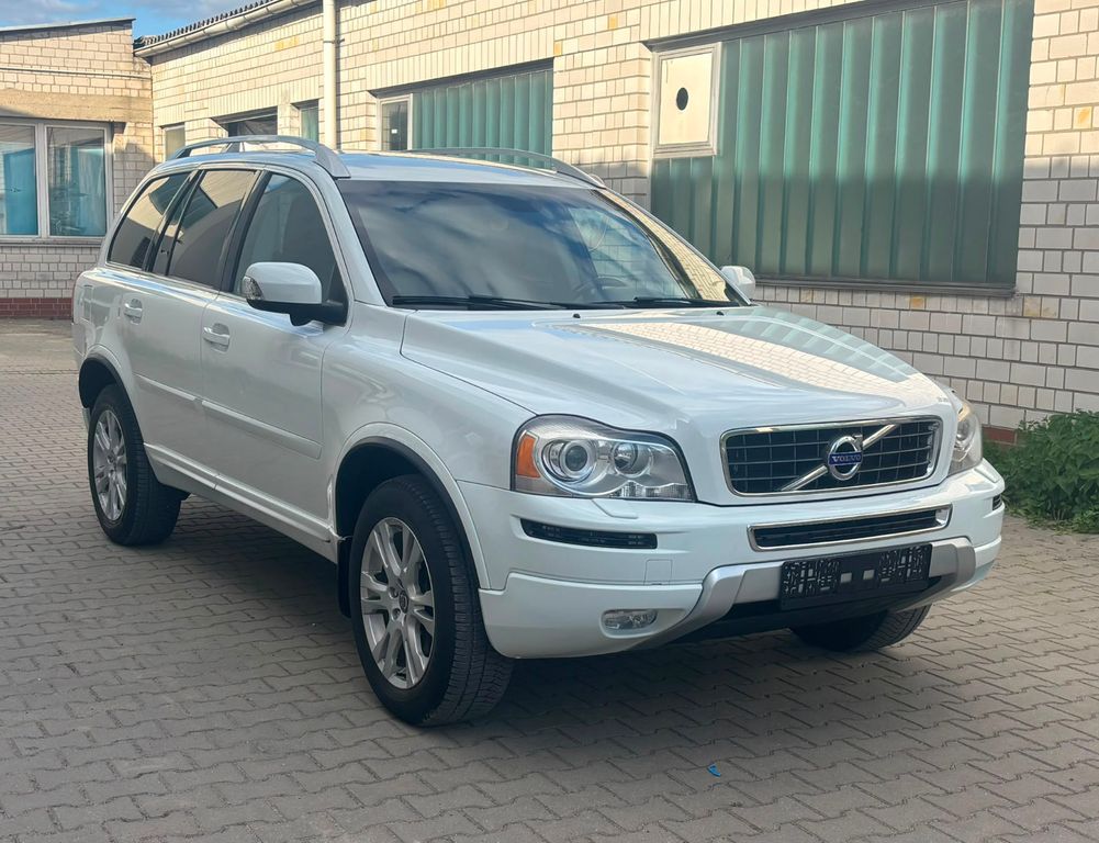 Bild des Angebotes Volvo XC 90 XC90 D5 Momentum Geartronic 7sitzer
