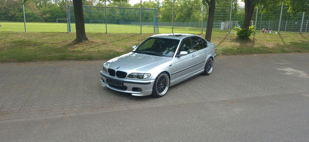 BMW 318i - M Paket 2 original Shadow Line