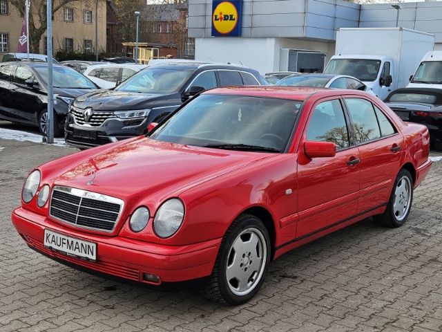 Bild des Angebotes Mercedes-Benz E 230 E230