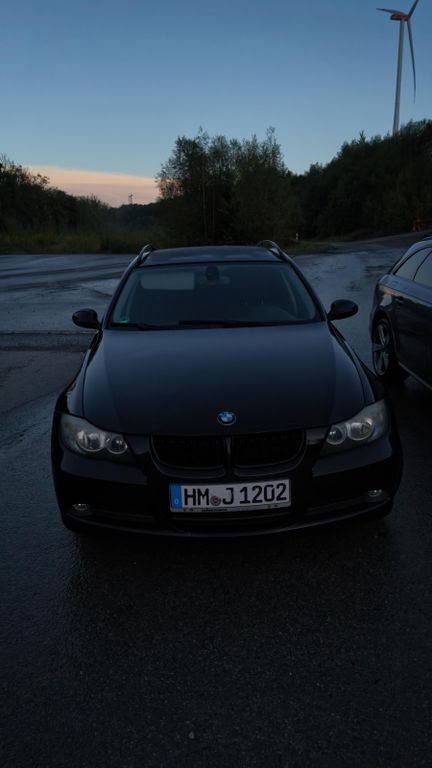 Bild des Angebotes BMW 318i touring -