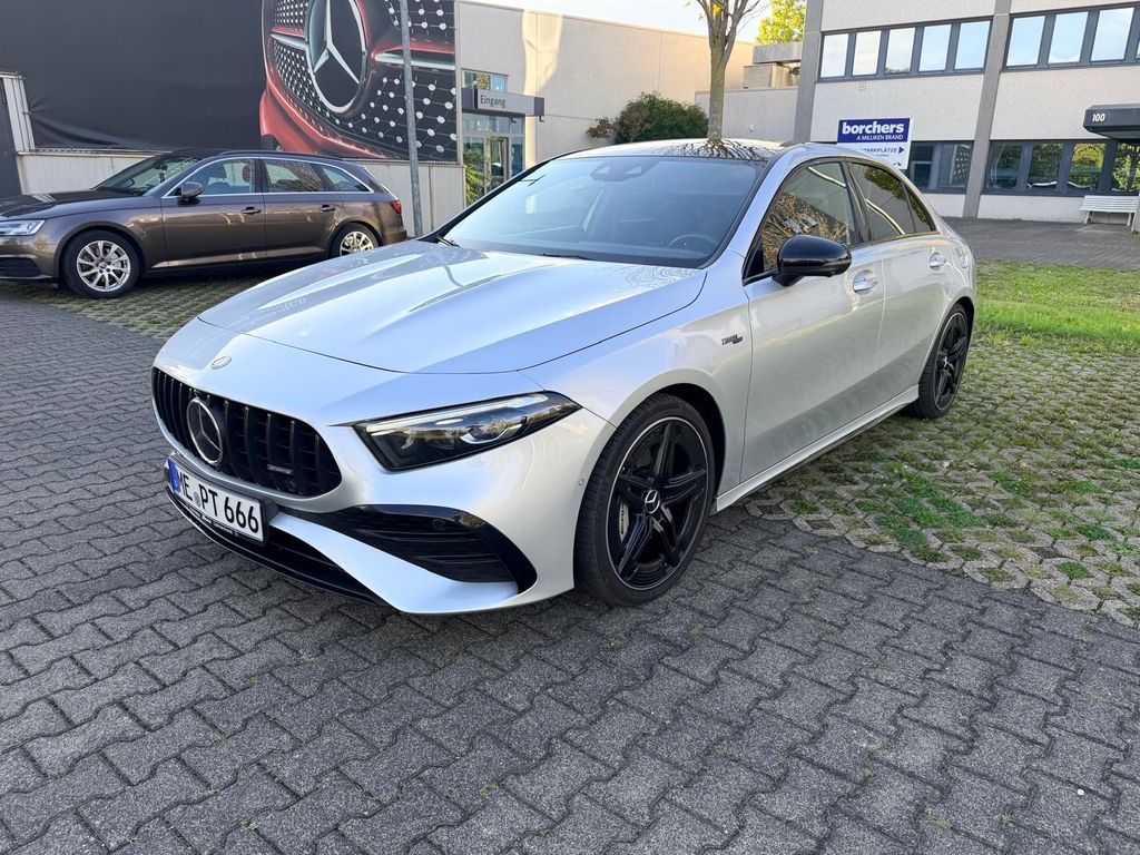 Bild des Angebotes Mercedes-Benz Mercedes-AMG A 35 4MATIC Limousine | PANO | BURM