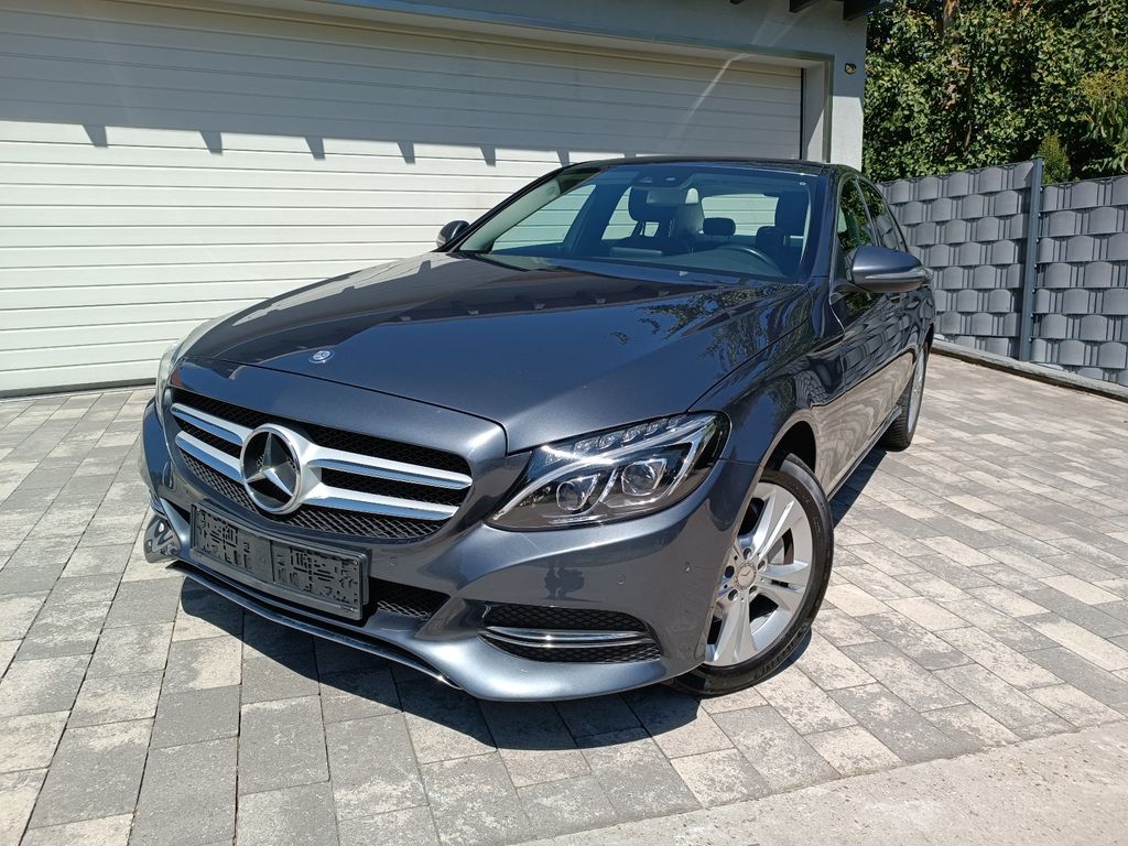 Bild des Angebotes Mercedes-Benz C 250 BlueTec / d  Avantgarde Limo. LED Navi AHK