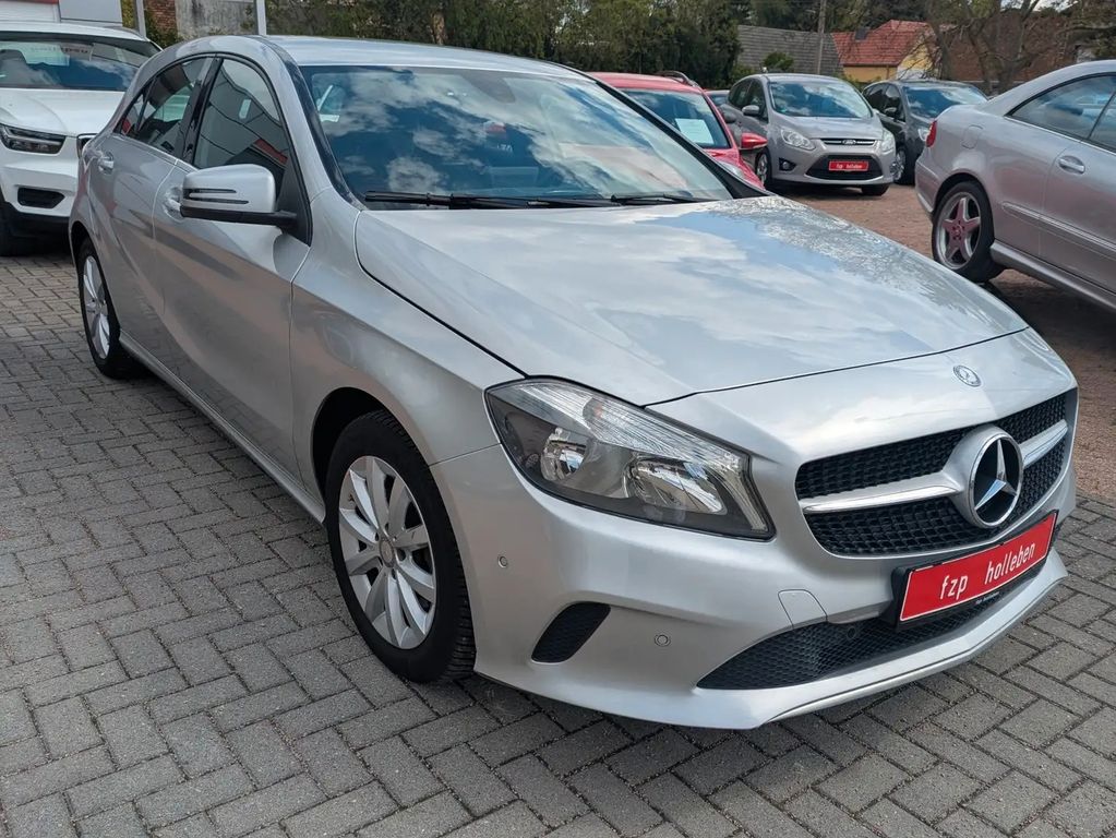 Bild des Angebotes Mercedes-Benz A 180 Automatik BlueEfficiency