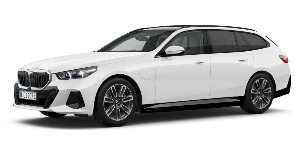 Bild des Angebotes BMW 550e xDrive Touring M Sport Navi.LED.ACC.AHK.360