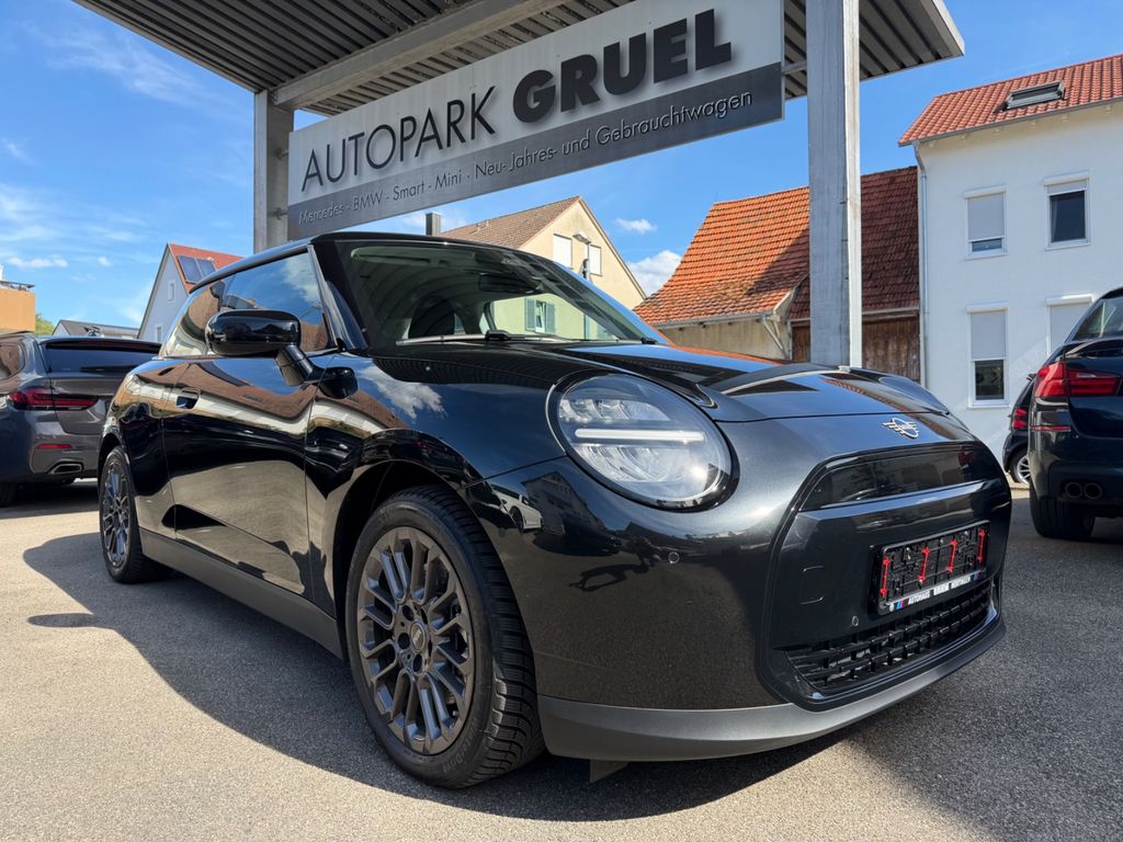 Bild des Angebotes MINI Cooper E Classik Navi Kamera SHZ  DAB