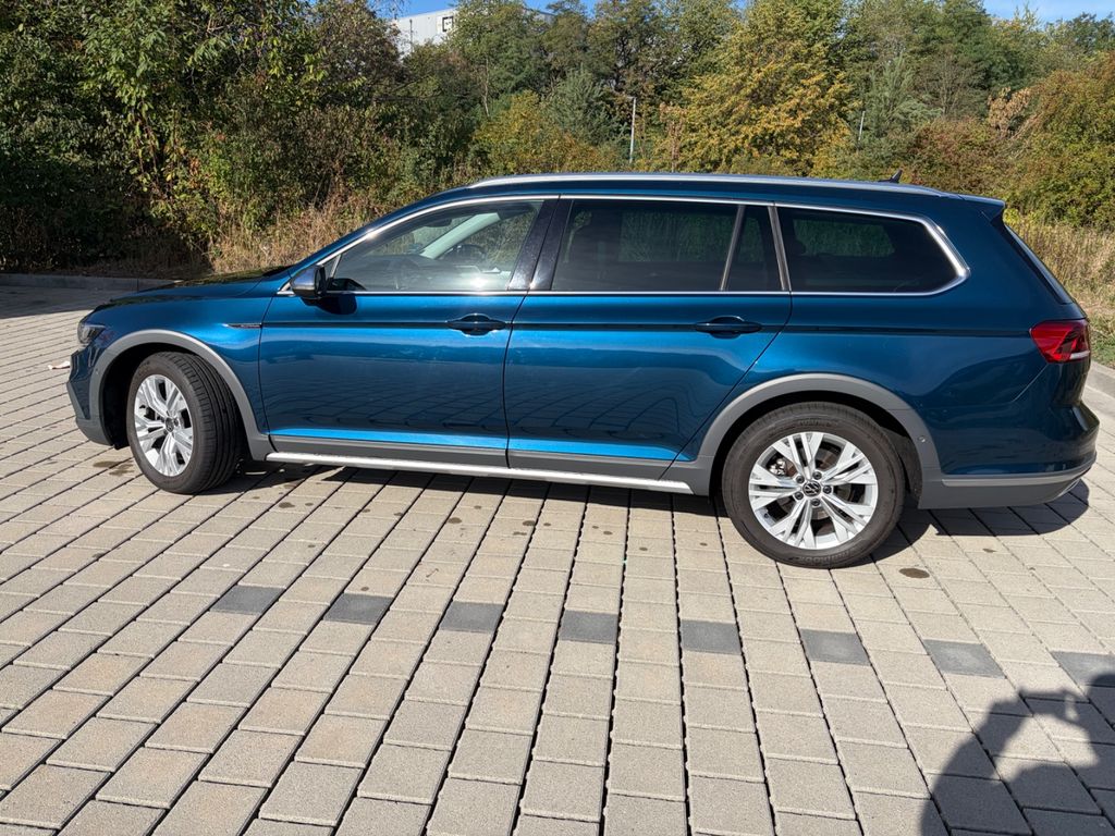 Bild des Angebotes Volkswagen Passat Alltrack 2.0 TDI SCR 147kW DSG 4MOTIO...