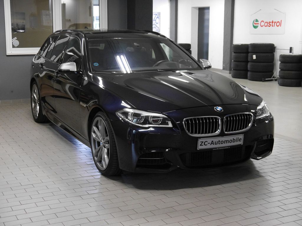 Bild des Angebotes BMW M550 d xDrive Touring - Pano - HeadUp - AHK