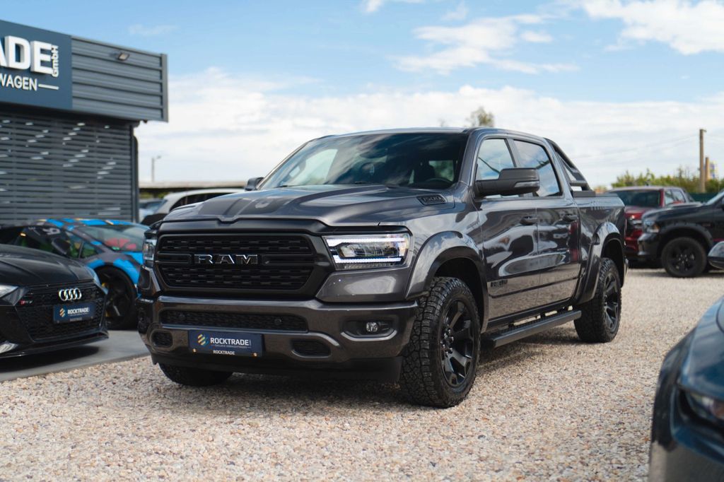 Bild des Angebotes Dodge RAM 5.7 V8 HEMI 4x4 OFFROAD Night-Paket *LED*