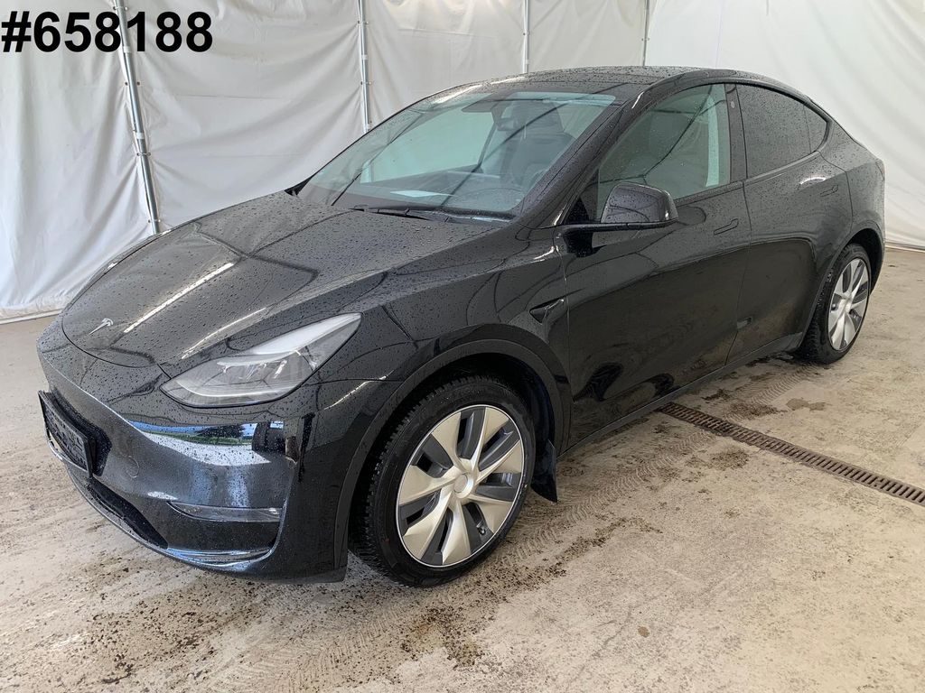 Bild des Angebotes Tesla Model Y Long Range Dual AWD AUTOPILOT 3 | PANO
