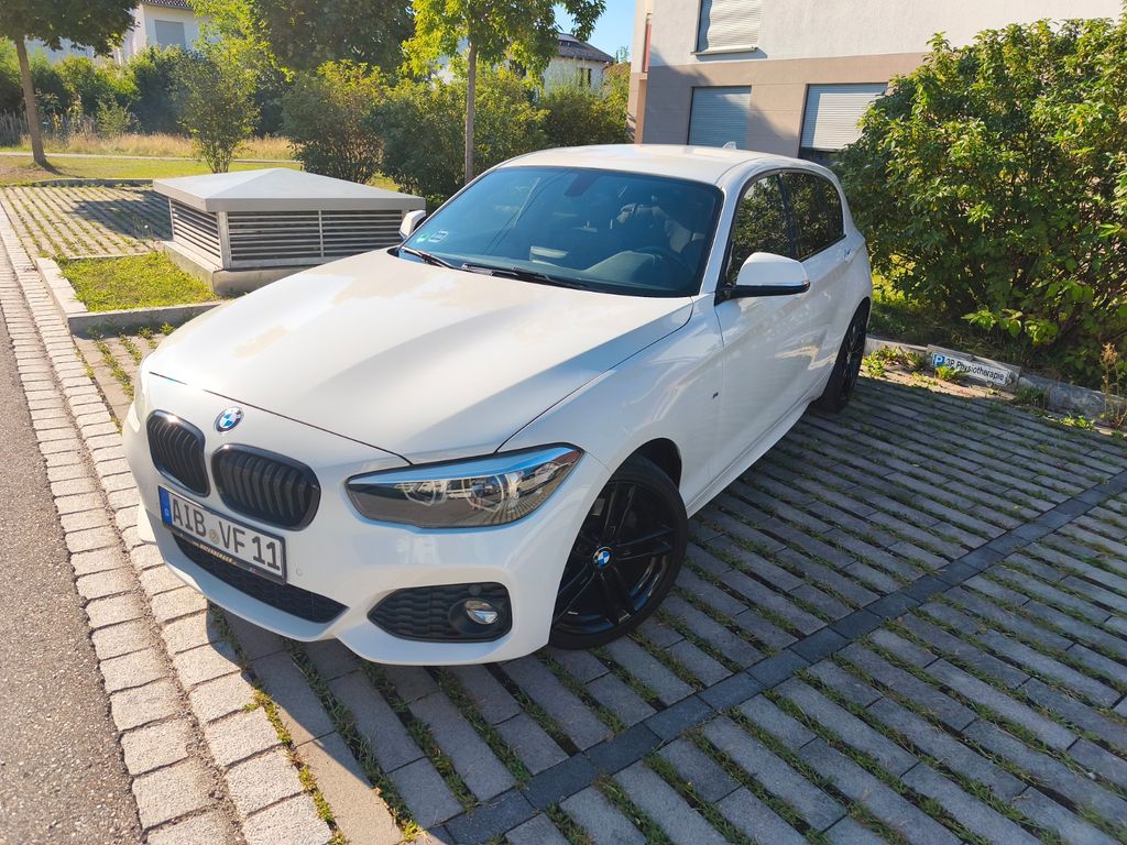 Bild des Angebotes BMW 120i Edition M Sport Shadow A Edition M Spor...