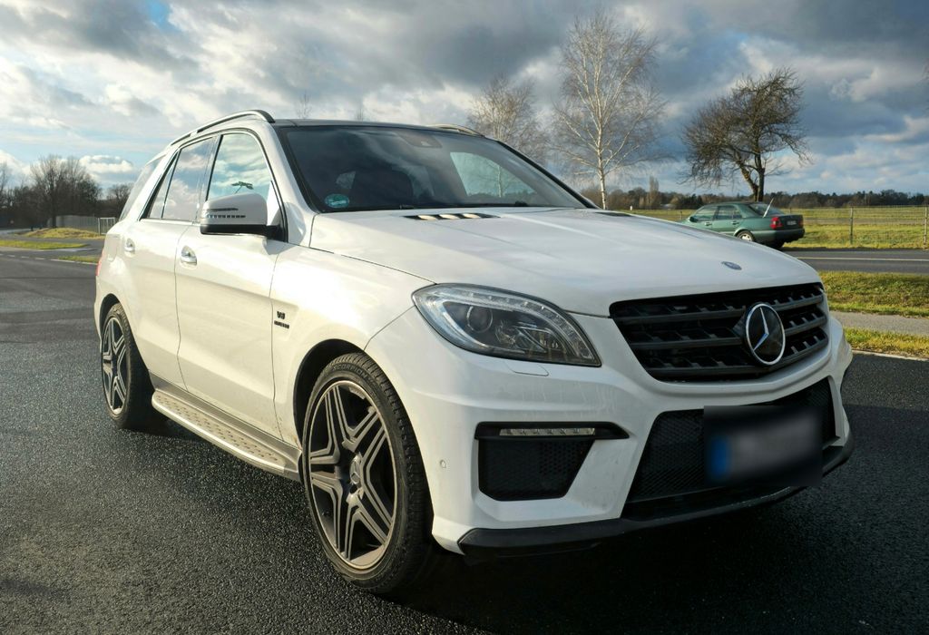Bild des Angebotes Mercedes-Benz ML 63 AMG 4MATIC AMG