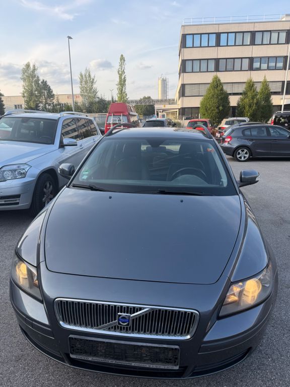 Bild des Angebotes Volvo V50 Kombi 1.8
