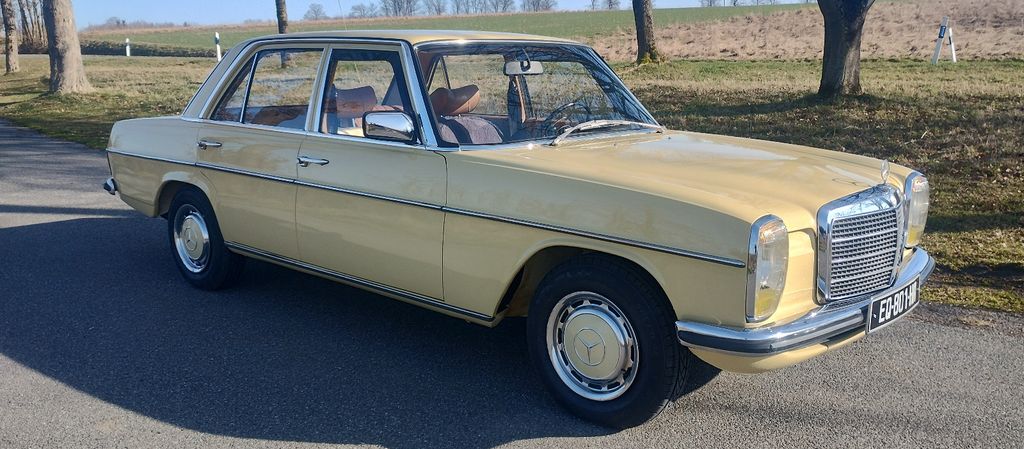 Bild des Angebotes Mercedes-Benz 220