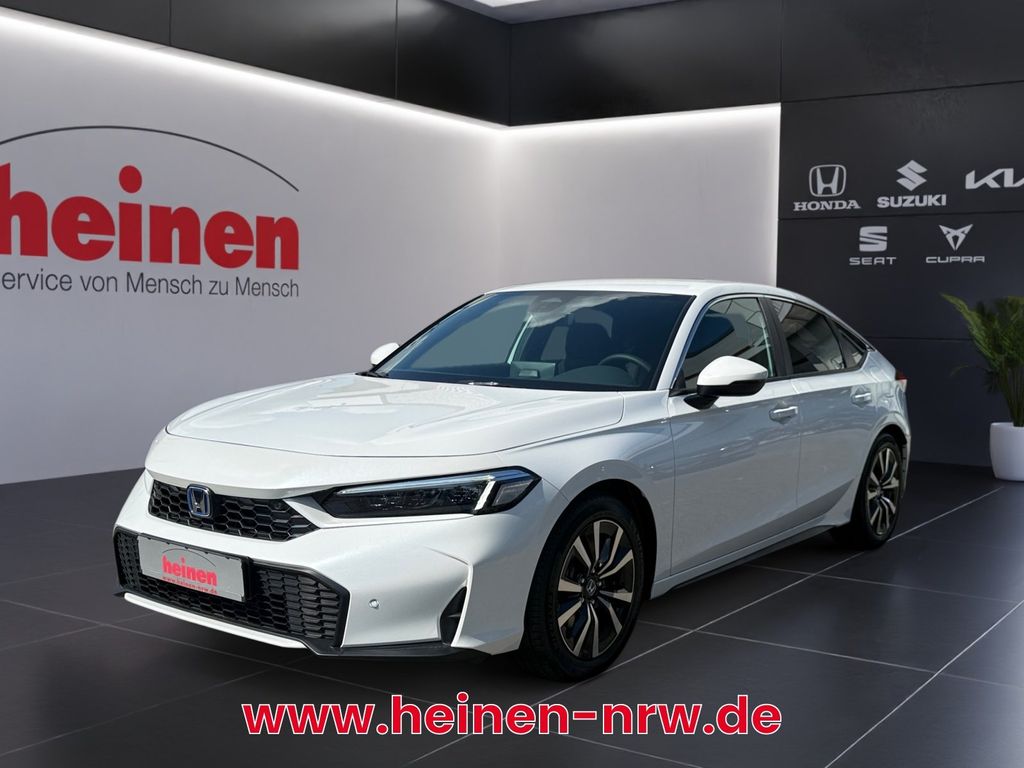 Honda CIVIC 2.0 ELEGANCE NAVI LICHT REGENSENSOR