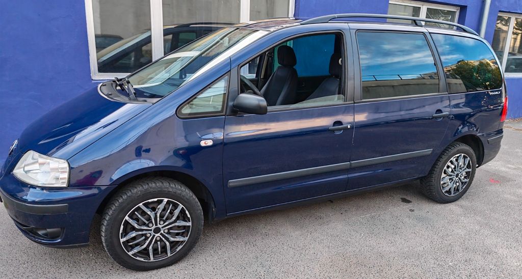 Bild des Angebotes Volkswagen Sharan AUTOMATIK 7 Sitze TÜV NEU 1.Hand AHK