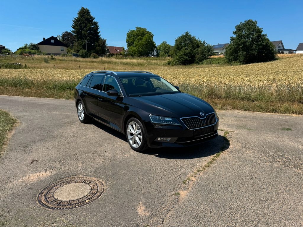 Bild des Angebotes Skoda Superb Combi Ambition