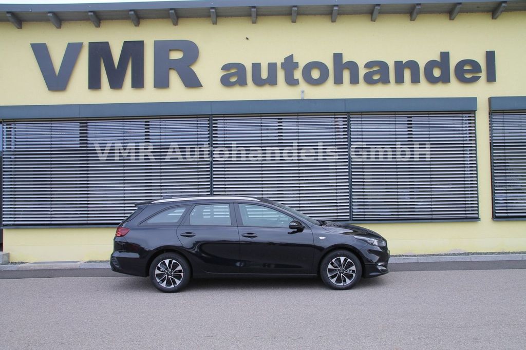 Bild des Angebotes Kia cee'd Sportswagon 1.5 T-GDi Automatik *Navi*