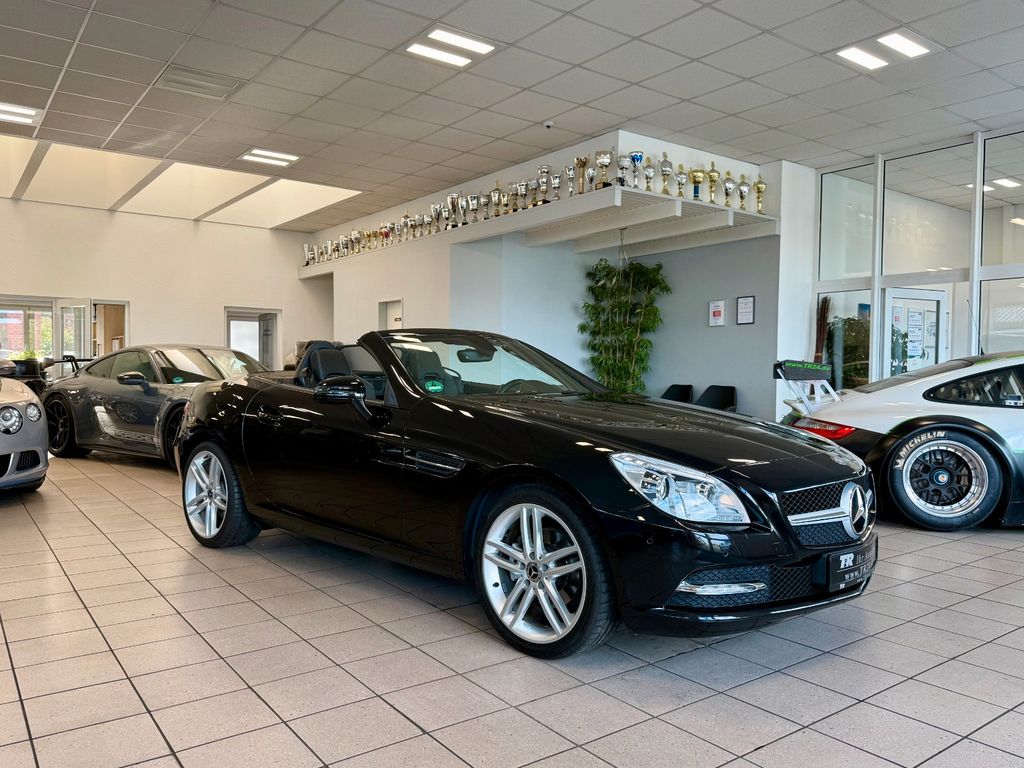 Bild des Angebotes Mercedes-Benz SLK 200 7G-Tronic/AIRSCARF/Panorama/MB-Historie