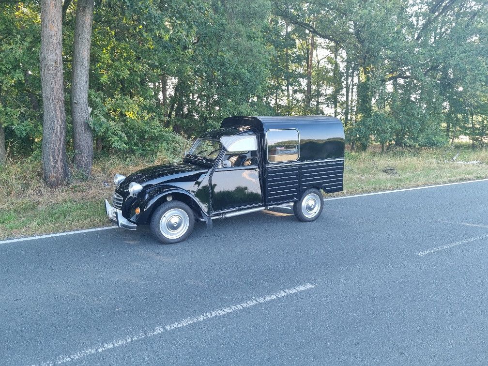 Bild des Angebotes Citroën 2 CV AK 400 Black KASTENENTE