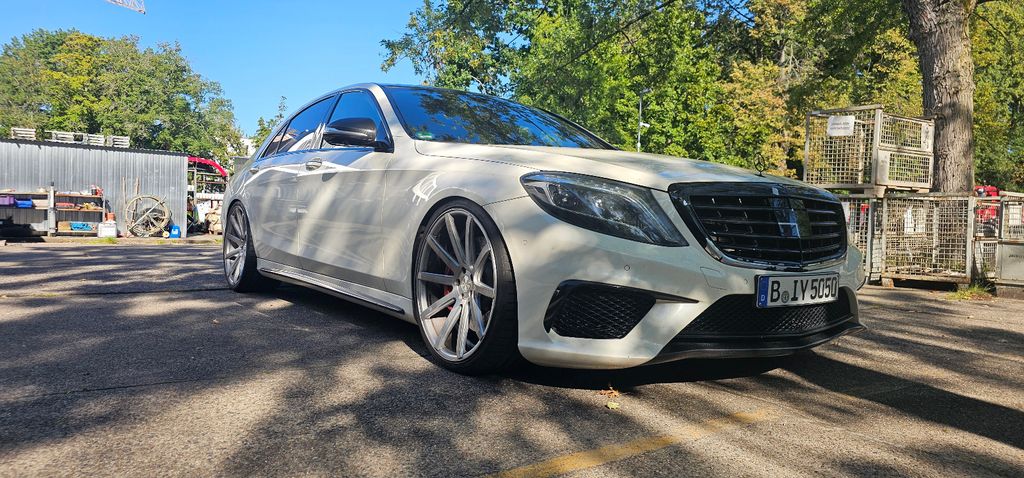 Bild des Angebotes Mercedes-Benz Mercedes-AMG S 63 4MATIC L ANG