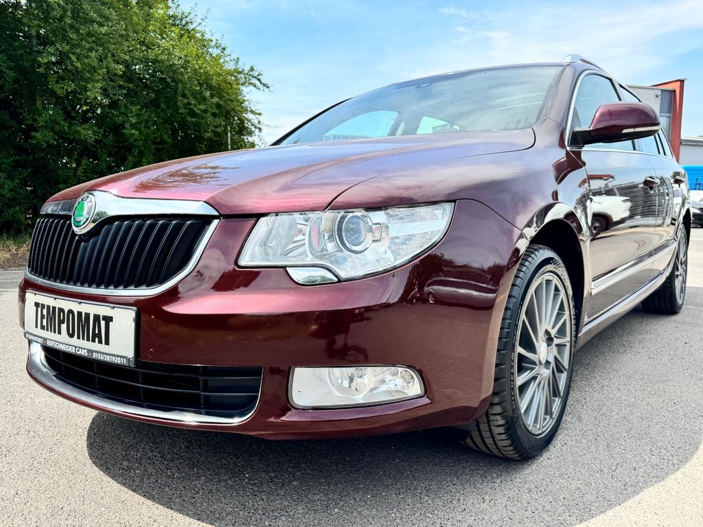 Bild des Angebotes Skoda Superb Combi Elegance 4x4*Automatik*AHK*