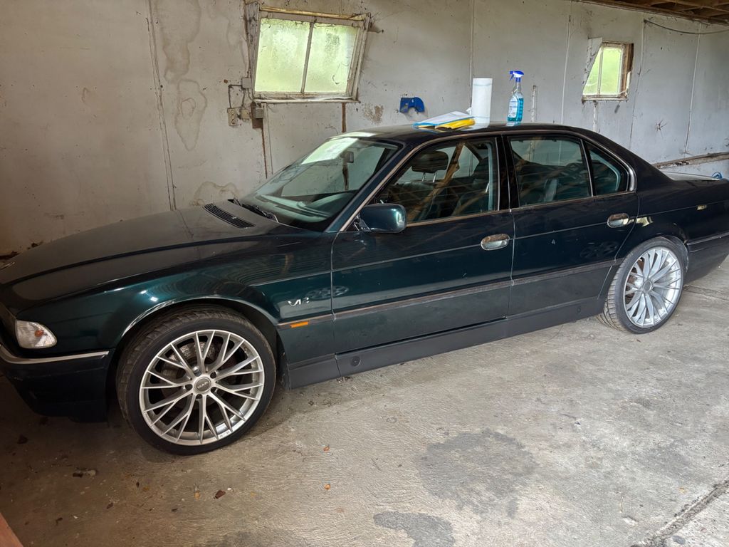 Bild des Angebotes BMW 750i Auto 750i