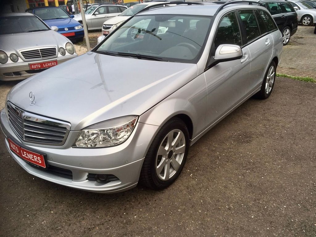 Bild des Angebotes Mercedes-Benz C 180 KOMPRESSOR T*ALU*TEMPOMAT*TOP-ZUSTAND*
