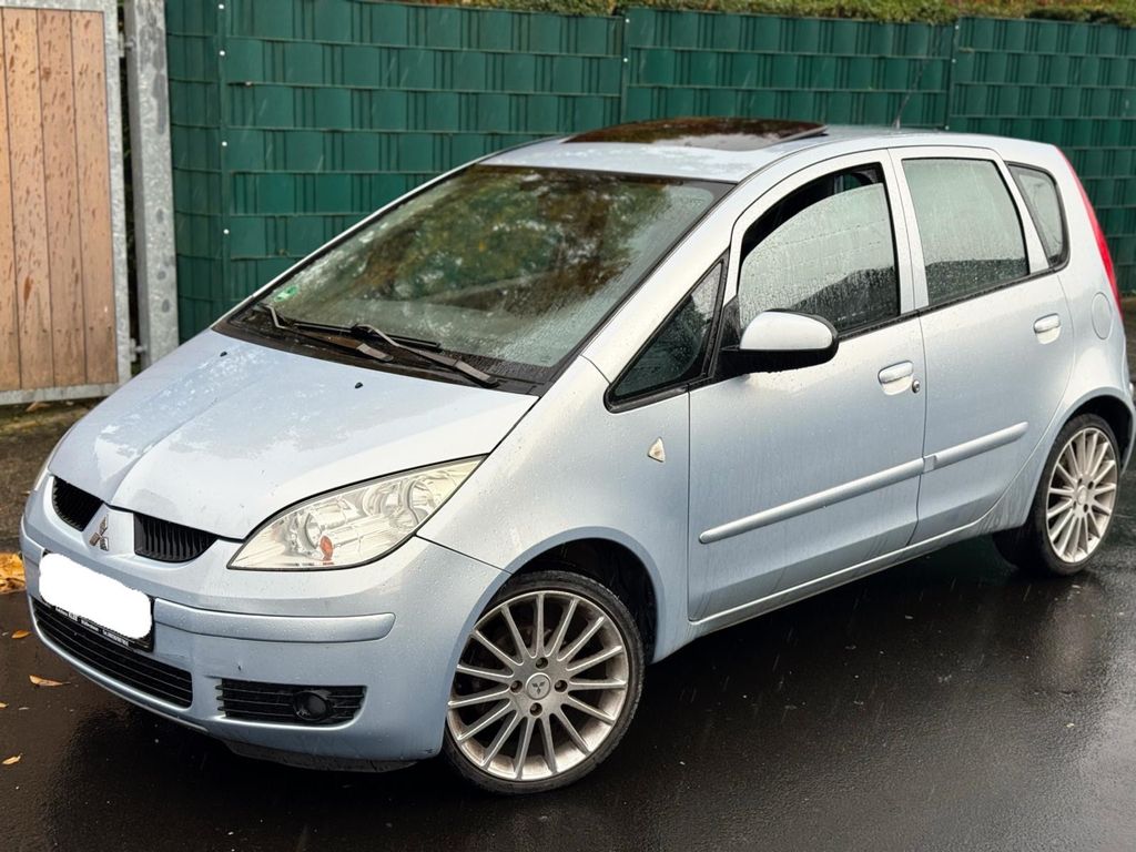 Bild des Angebotes Mitsubishi Colt 1.3 TÜV neu | Panorama, Klima, 4 Türer |