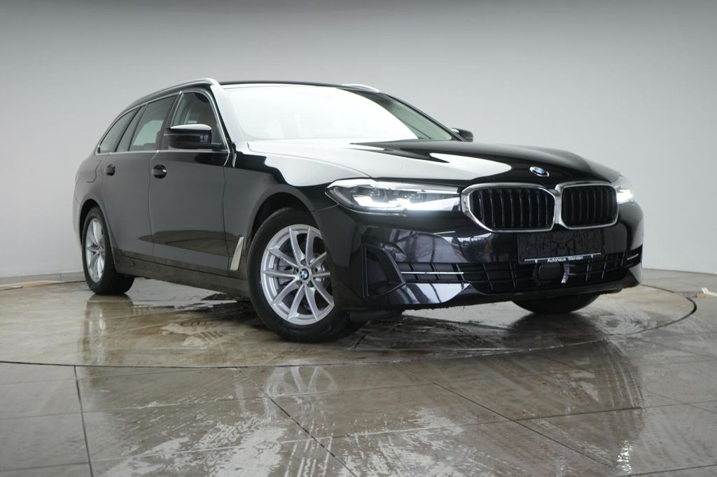 BMW 520 i Touring Leder/ACC/Kamera/HUD/Carplay