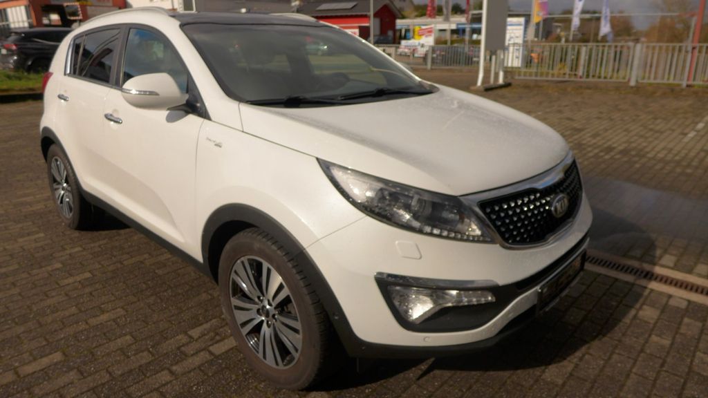 Kia Sportage Platinum Edition 4WD-LEDER-NAVI-PANO-RÜ