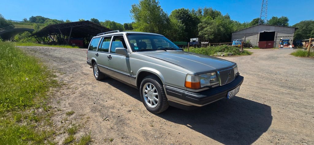 Bild des Angebotes Volvo 945