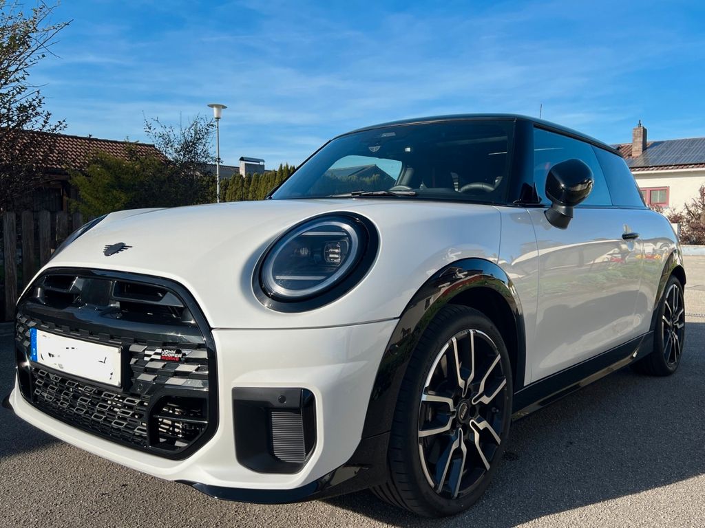 Bild des Angebotes MINI Cooper C JCW Trim Pano.Dach Head-Up HarmanK LED