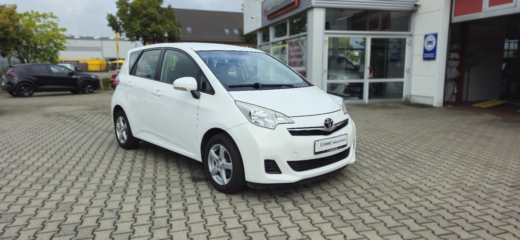 Bild des Angebotes Toyota Verso-S Life *Klima*Rückfahrcam*Bluetooth