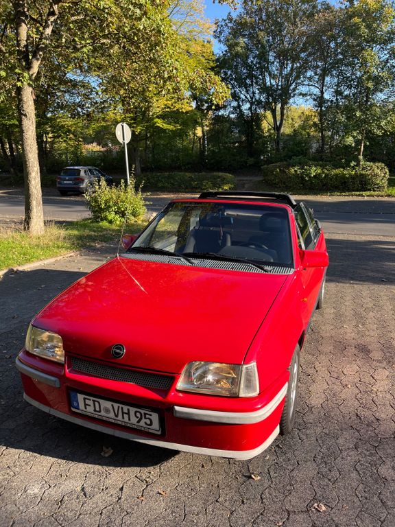 Opel Kadett Cabrio