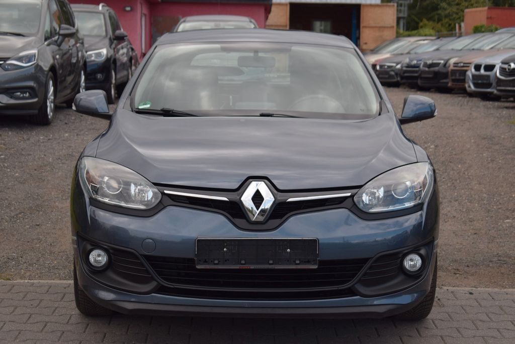 Bild des Angebotes Renault Megane III Lim. 5-trg. Authentique 6 Gang