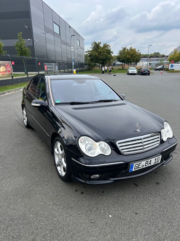 Bild des Angebotes Mercedes-Benz C 350 4MATIC Avantgarde