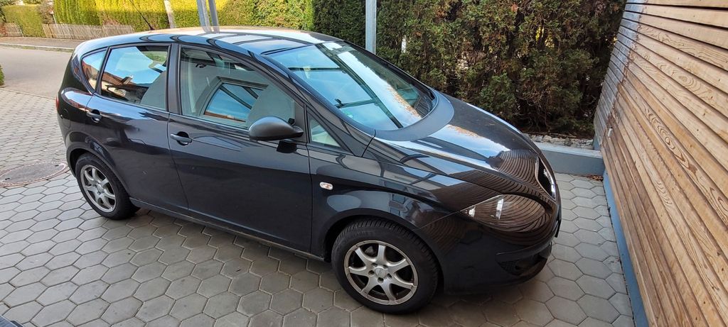 Bild des Angebotes Seat Altea 1.6 Reference Reference