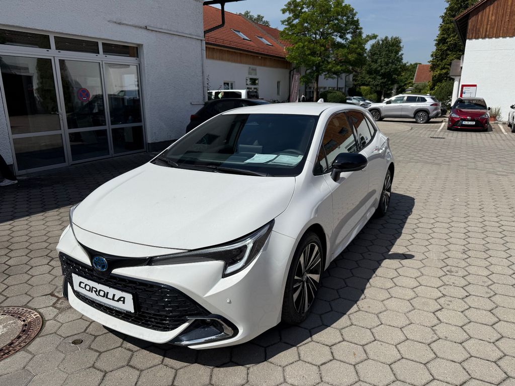 Bild des Angebotes Toyota Corolla 1,8 Hybrid Teamplayer,Technik-Paket,TWW
