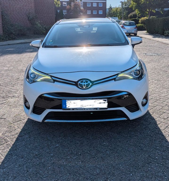 Bild des Angebotes Toyota Avensis 2,0-l-D-4D Edition S+ Touring Sports...