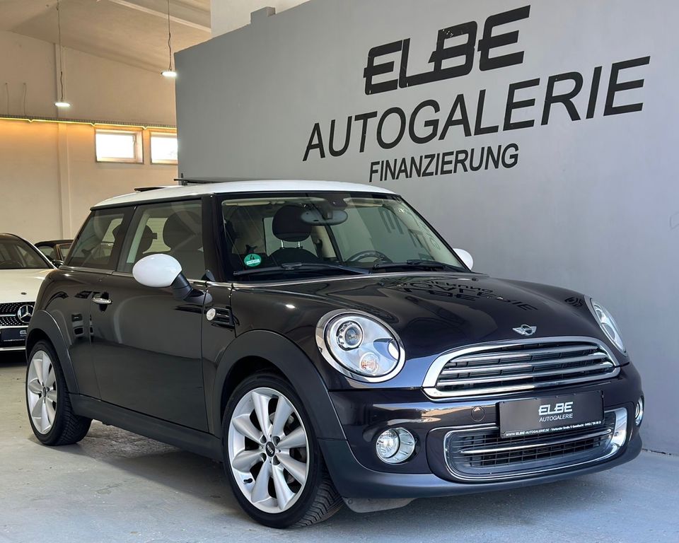 Bild des Angebotes MINI Mini Cooper 1.6 Benzin Leder/Panorama/Xenon/Navi