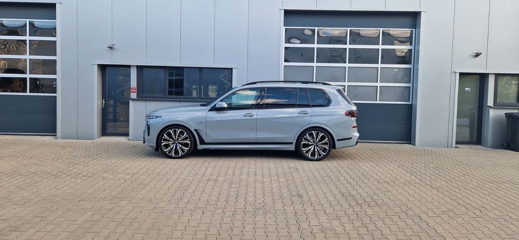 Bild des Angebotes BMW X7 40d I M Pro I Bowers I Exklusiv I Integral