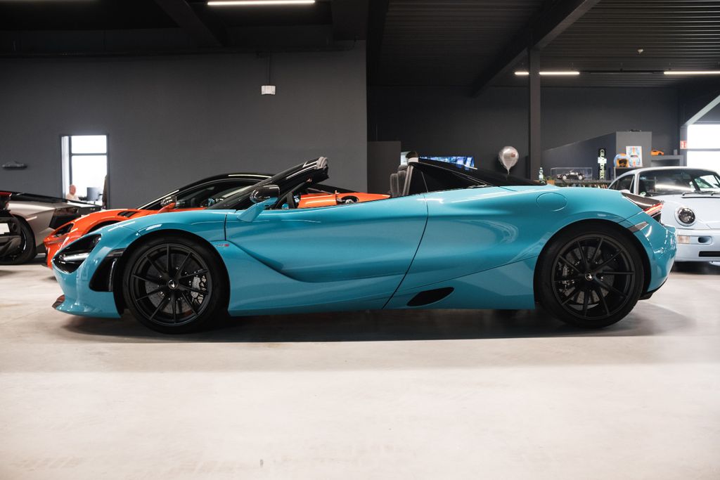 McLaren 720S Spider-B&W-McLaren Perf. Plus Pack-Steuer!