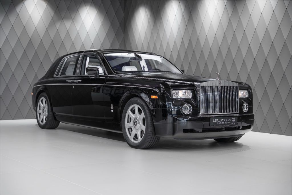 Bild des Angebotes Rolls-Royce Phantom BLACK/WHITE STARLIGHT TABLES