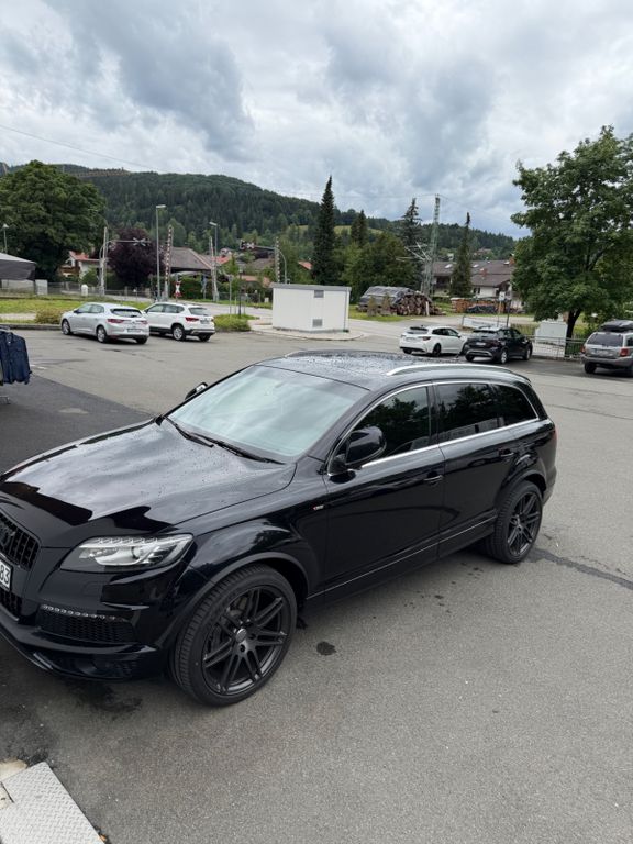 Bild des Angebotes Audi Q7 4.2 TDI quattro tiptronic - 7-Sitzer