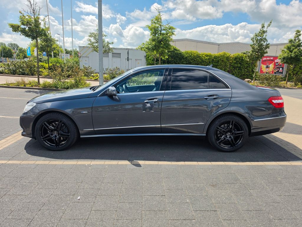 Bild des Angebotes Mercedes-Benz E 350 CDI 4MATIC BlueEFFICIENCY AVANTG. AVAN...