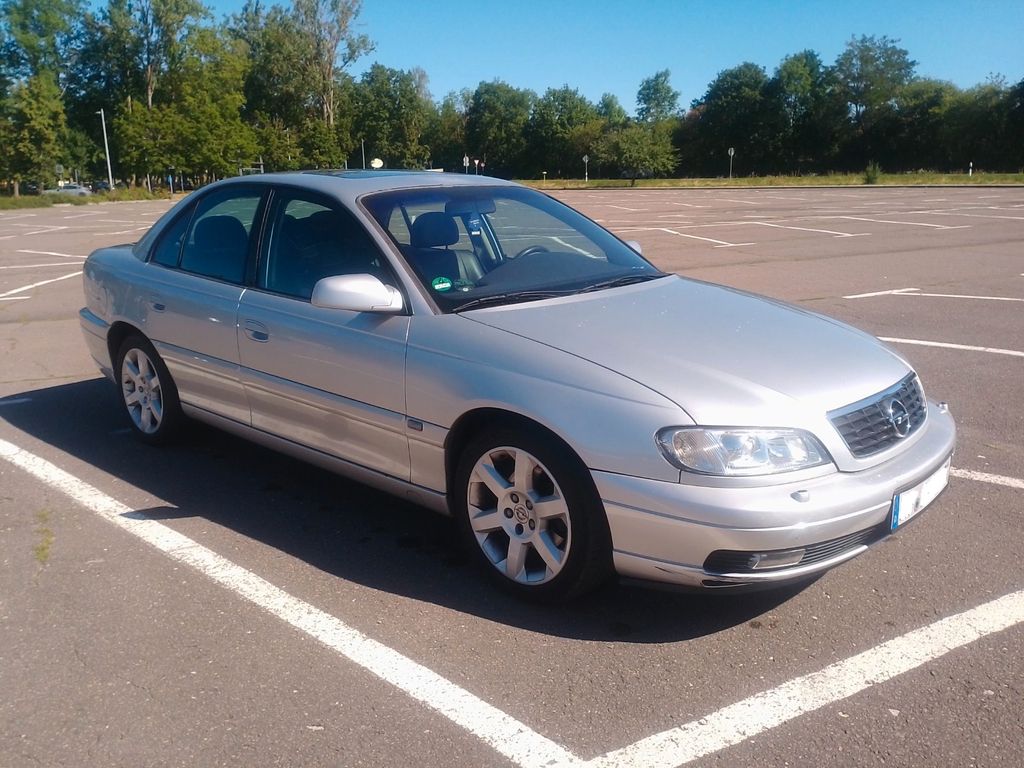 Opel Omega 3.2 V6 Vollausstattung