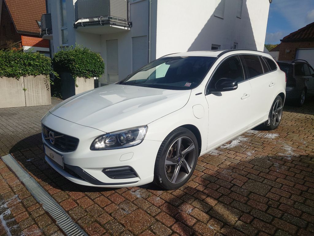 Bild des Angebotes Volvo V60 D6 AWD Plug-in-Hybrid Summum Summum