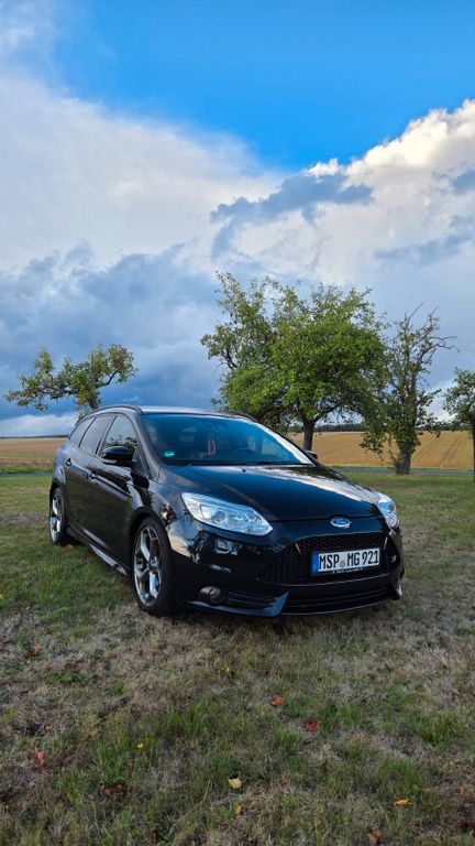 Ford Focus 2,0 EB ST Leder-Sport-Paket Turnier ST