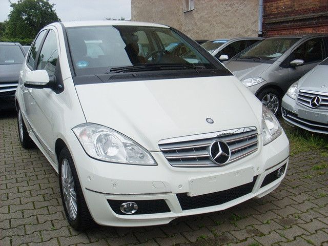 Bild des Angebotes Mercedes-Benz A 180 Avantgarde / 105.314 kilometer